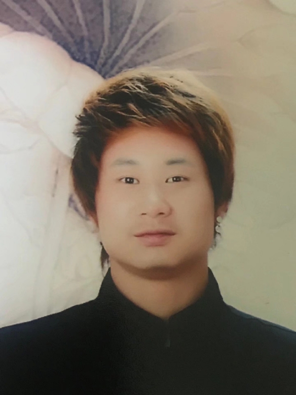 咮辛的第一张照片--黄冈残疾人相亲网